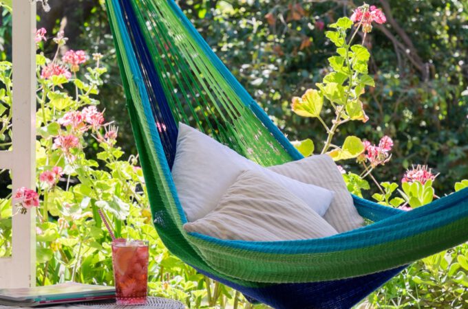 7 Ways to Enjoy the Outdoors at Home
